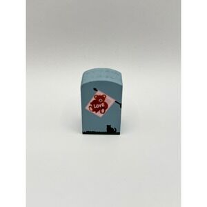 The Cat's Meow Village Valentines Flag 01-907‎ Wooden Shelf Sitter 2001 Faline